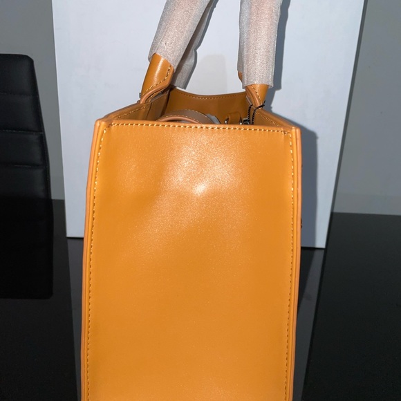 Brandon Blackwood Marcy Ave Tote - Picture 4 of 8